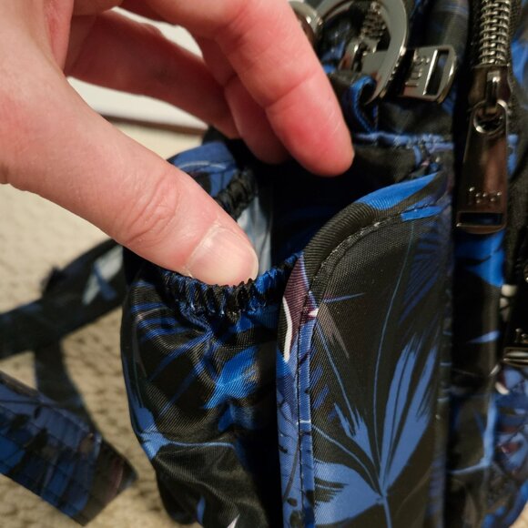 Lug Can Can Crossbody bag - Picture 3 of 7